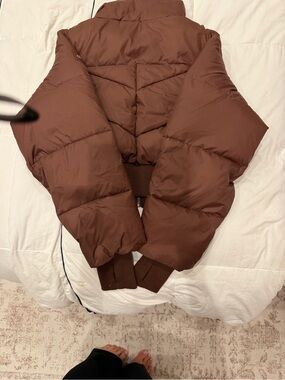 ALO Yoga Brown Quilted Puffer Jacket